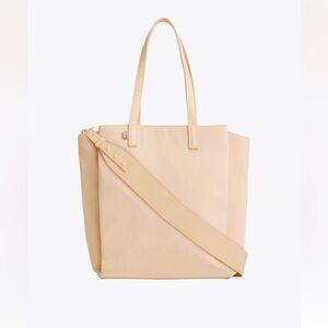 Beis Commuter Tote in Beige